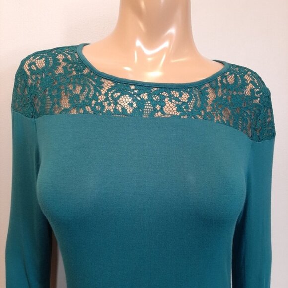 3/$20 Laundry By Shelli Segal Lace Long Sleeve Top Teal Green Rayon Blouse - Picture 2 of 12
